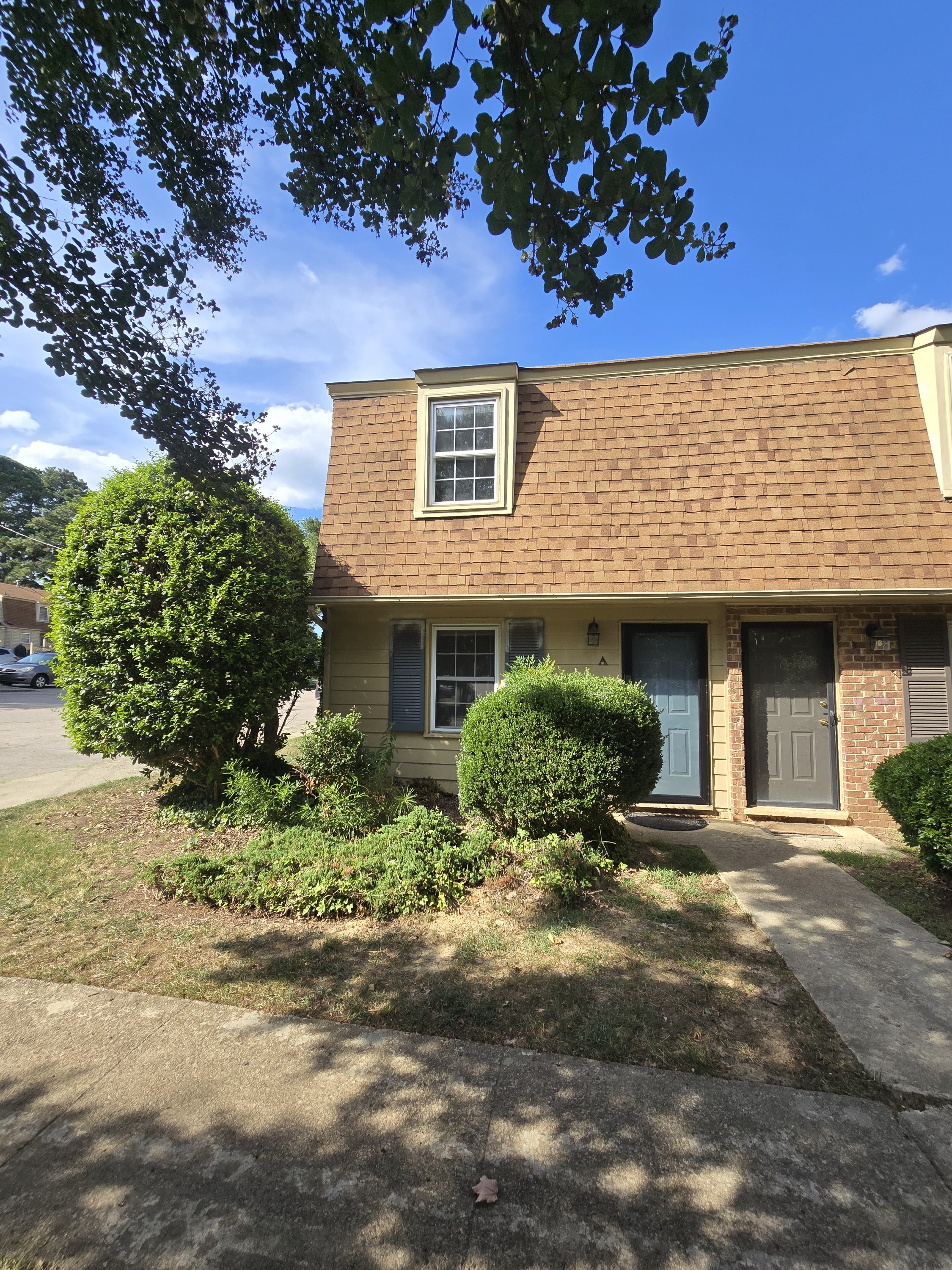4812 Blue Bird Court